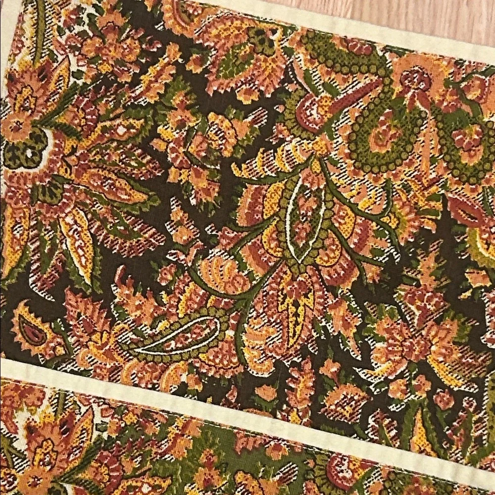 Pottery Barn Vintage Paisley Floral Placemats Qty 3
